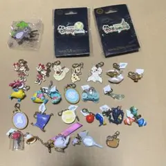 ディズニー　チャーム　ピンバッジ　まとめ売り