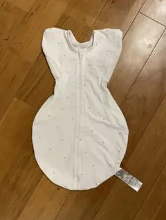 【美品】sandesica スワドル ハグベリー（スター）　Sサイズ