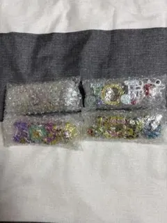 ジョジョ一番くじ　H賞ロゴフィギュア4個セット(1部、2部、4部、5部)