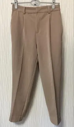 しまむら　テーパードパンツ