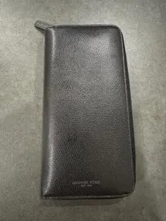 MICHAEL KORS ブラックレザー長財布