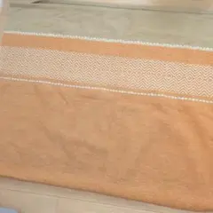 シェブロンハッシーナ オレンジ×ベージュ ラグ