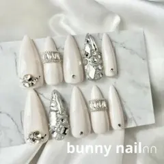 【現品】ネイルチップ　キラキラネイル　埋め尽くし　ホワイトネイル　ギャルネイル