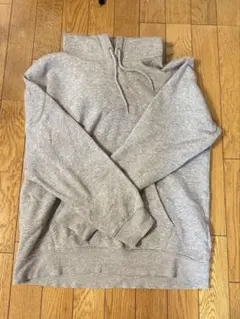 GU ユニクロ　フード付き　パーカー　レディース　Mサイズ