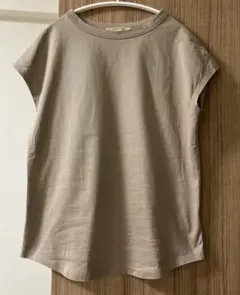 カレンソロジー　ノースリーブプルオーバーのサムネイル