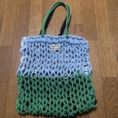 Item thumbnail for item 583ecec7-14d5-4dff-9a2e-b97cfb606ecb