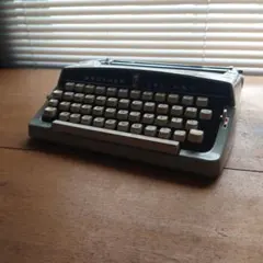 専用　完動品　BROTHER Deluxe333　ブラザータイプライター 専用 完動品 BROTHER Deluxe333 ブラザータイプライター