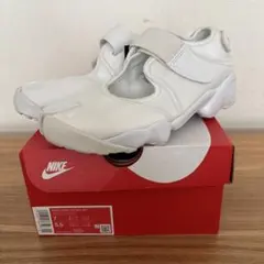 NIKE WMNS AIR RIFT BR DN1338-100のサムネイル