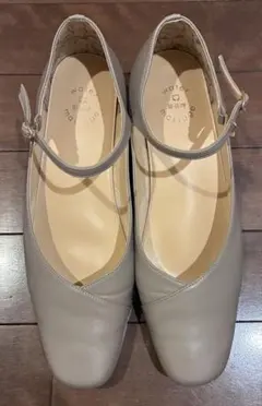 うさぴょん様専用　卑弥呼ウォーターマッサージストラップ付きパンプス