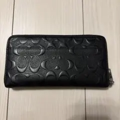 COACH シグネチャー エンボス 長財布 ブラック - メルカリ