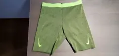 ナイキエアロスイフト　ハーフタイツSサイズ