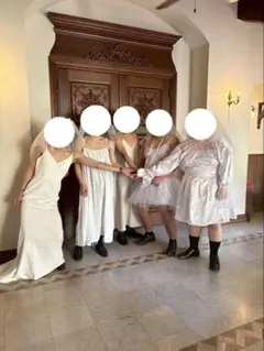 ホワイトウェディングドレス