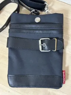 ショルダーバックスマホ肩かけミニショルダーバック携帯鍵財布小物入れやすい 3箇所のサムネイル