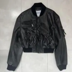 BERSHKA レザー クロップドジャケット