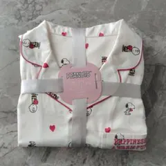 【完売　新品未使用　タグ付き】スヌーピー サテンパジャマセット　長袖ロングパンツ