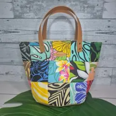 ハワイアンパッチワーク丸底バケツトートバック　ハワイアンバック　バケツトート