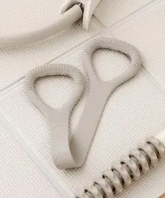 【匿名】3COINS スリコ ストレッチハンドルチューブ／hemle 新品未使用