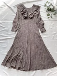 SNIDEL　ボリュームフリルジャガードワンピースグレージュ