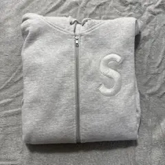 2026年最新】supreme ジップパーカー グレーの人気アイテム - メルカリ