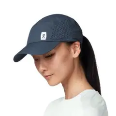 On Lightweight Cap Navy 美品・:*