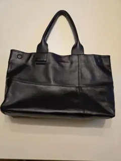 【極美品・一点物】職人ハンドメイド 牛革 レザートートバッグ 黒 極美品・一点物】職人ハンドメイド 牛革 レザートートバッグ 黒 - メルカリ