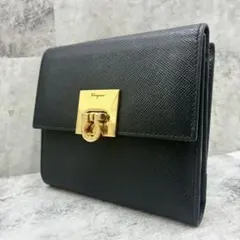 ✨美品✨サルヴァトーレフェラガモ　三つ折り財布　ガンチーニ　がま口　レザー　黒