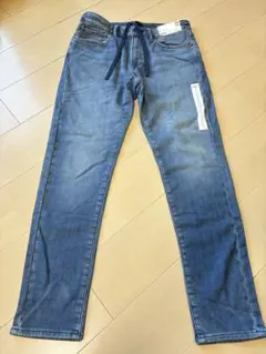 新品未使用　ユニクロ　EZYジーンズ　Mサイズ