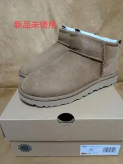 【新品】UGG classic ultra mini ムートンブーツ