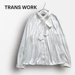 Y7081【トランスワーク】大きいサイズ ボウタイとろみ比翼ブラウス 白