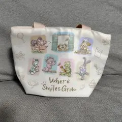 未使用品　ダッフィー＆フレンズ　ウェア・スマイルズ・グロウスーベニアランチケース