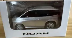 TOYOTA NOAH プルバックカーのサムネイル