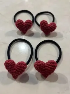 ローズレッドのハートヘアゴム　4個セット