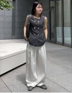 マチャットmachattボタン付きリネンオールインワン　ホワイトベージュ マチャットmachattボタン付きリネンオールインワン ベージュ - メルカリ
