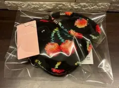 ラブラリーバイフェイラー　ハート型ポーチ　チェリードット