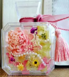 フラワー香水型ボトル☆インテリア雑貨　タッセル無し100円引き