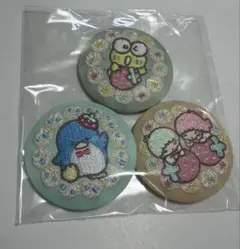 サンリオ 刺繍缶バッジ 3種セット けろけろけろっぴ タキシードサム キキララ