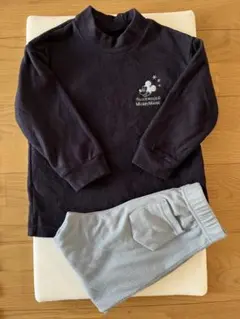 【UNIQLO】ミッキーマウスフリースパジャマ 110