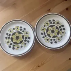昭和 レトロ ストーンウェア 花と葉模様の陶器皿 2枚セット 直径約20cm