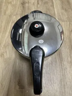 2025年最新】Fissler VITAVIT 圧力鍋の人気アイテム - メルカリ