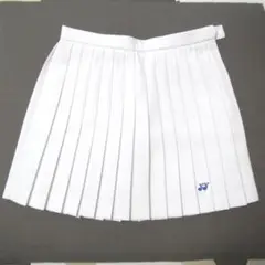 YONEX ホワイト プリーツスカート ウエスト73 旧ロゴ YONEX ホワイト プリーツスカート ウエスト73 旧ロゴ - メルカリ
