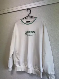 GUESS アイボリー トレーナー