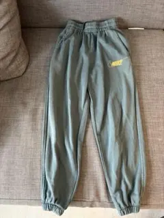 NIKE グリーン スウェットパンツ Sサイズ