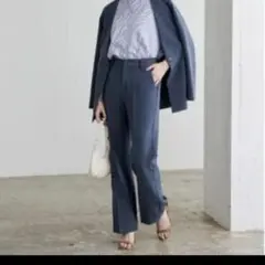 ユアーズ ur's センタープレスフレアパンツ （ネイビー）