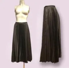 【美品】Sov. ブラック プリーツスカート 38のサムネイル