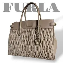 良品　フルラ　ハンドバッグ　腕掛け　レザー　キルティング　ピンク　ベージュ