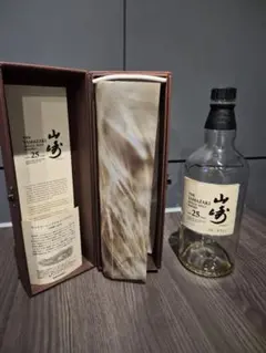 SUNTORY THE YAMAZAKI 25年 空瓶 箱 (瓶未洗浄) - メルカリ