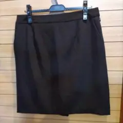 黒のタイトスカート ひざ丈のサムネイル