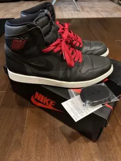 【美品】NIKE Air Jordan 1 ブラック ジムレッド