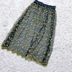 【c7645】膝丈スカート　フレア　総柄　シースルー　ウエストゴムのサムネイル