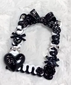 硬質ケース ホイップデコ トレカケース 黒白 ハート